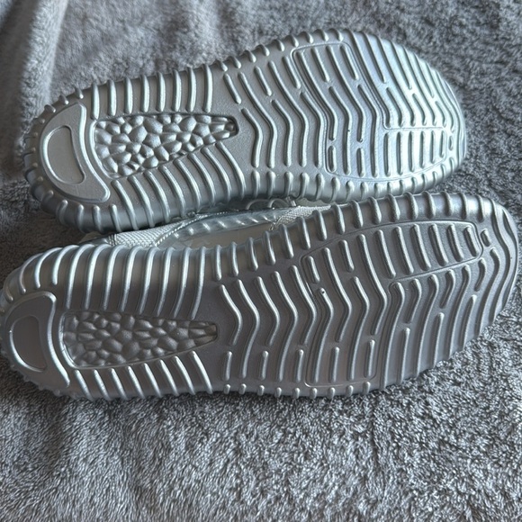 Soft White and Silver Sneakers - Picture 7 of 7